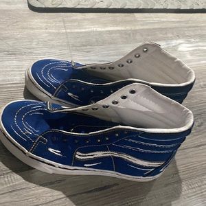 Vans (shoes)